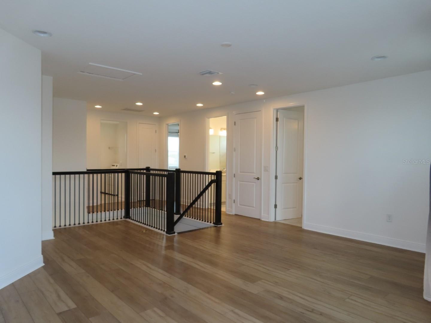 Image 8 of 46 For 3704 Wild Blossom Place