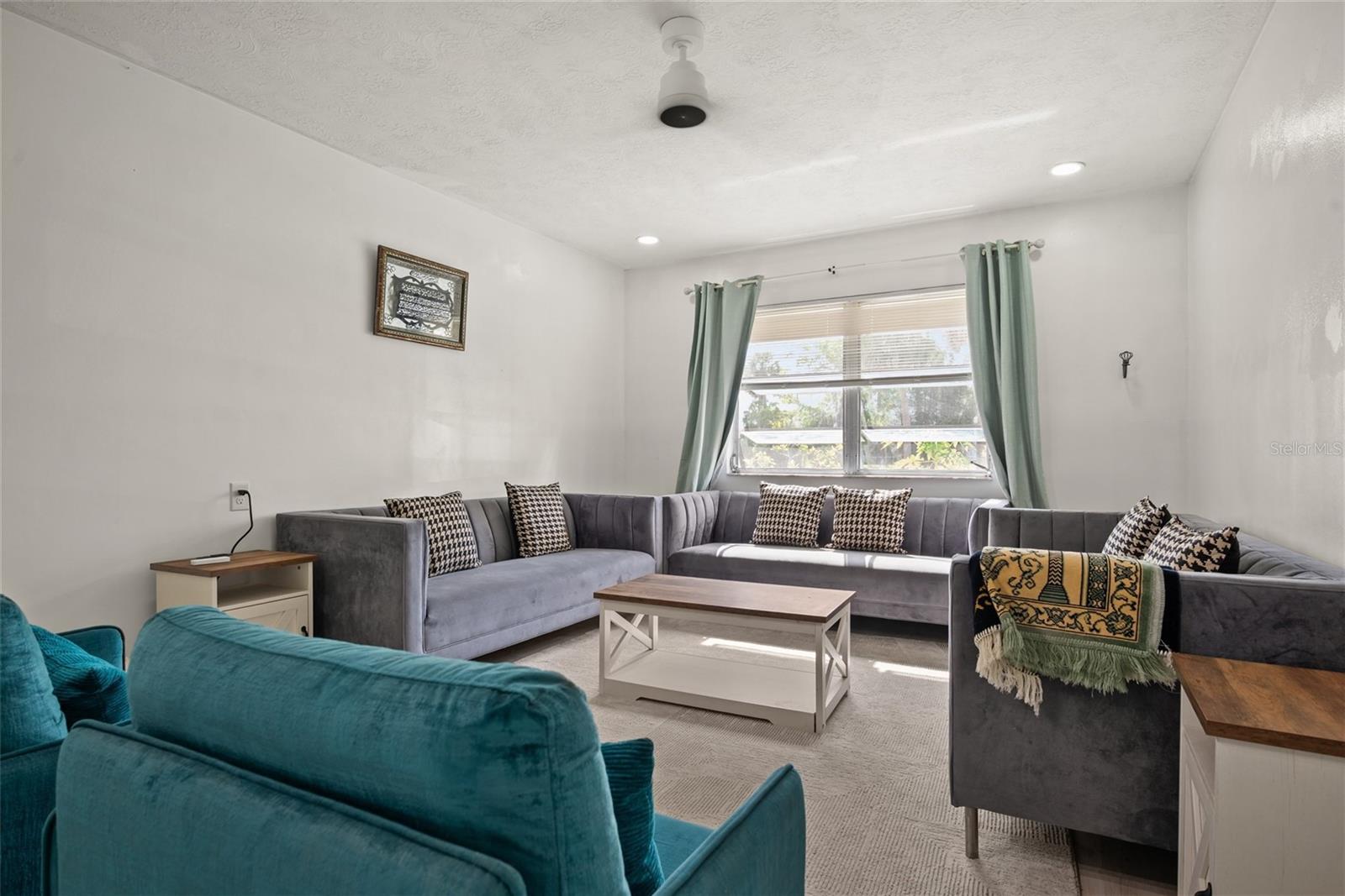 Image 15 of 40 For 8240 Old Post Road