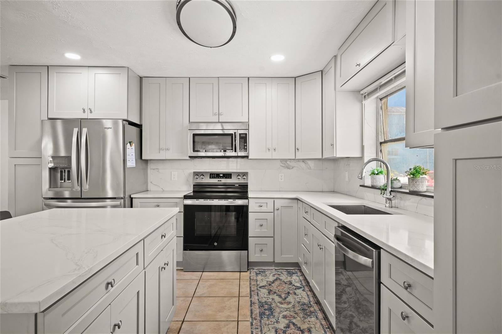 Image 4 of 40 For 8240 Old Post Road