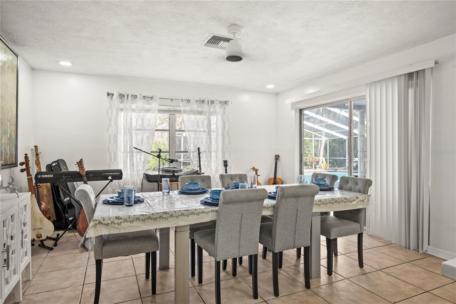 Image 9 of 40 For 8240 Old Post Road