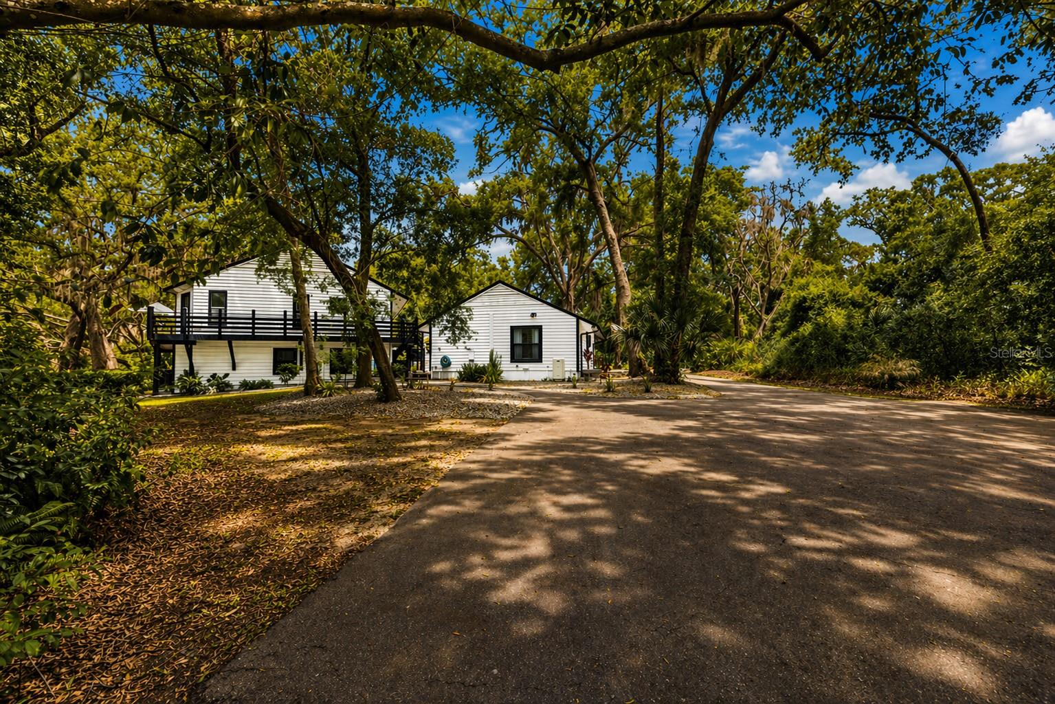 Image 67 of 79 For 900 Oak Hollow Place