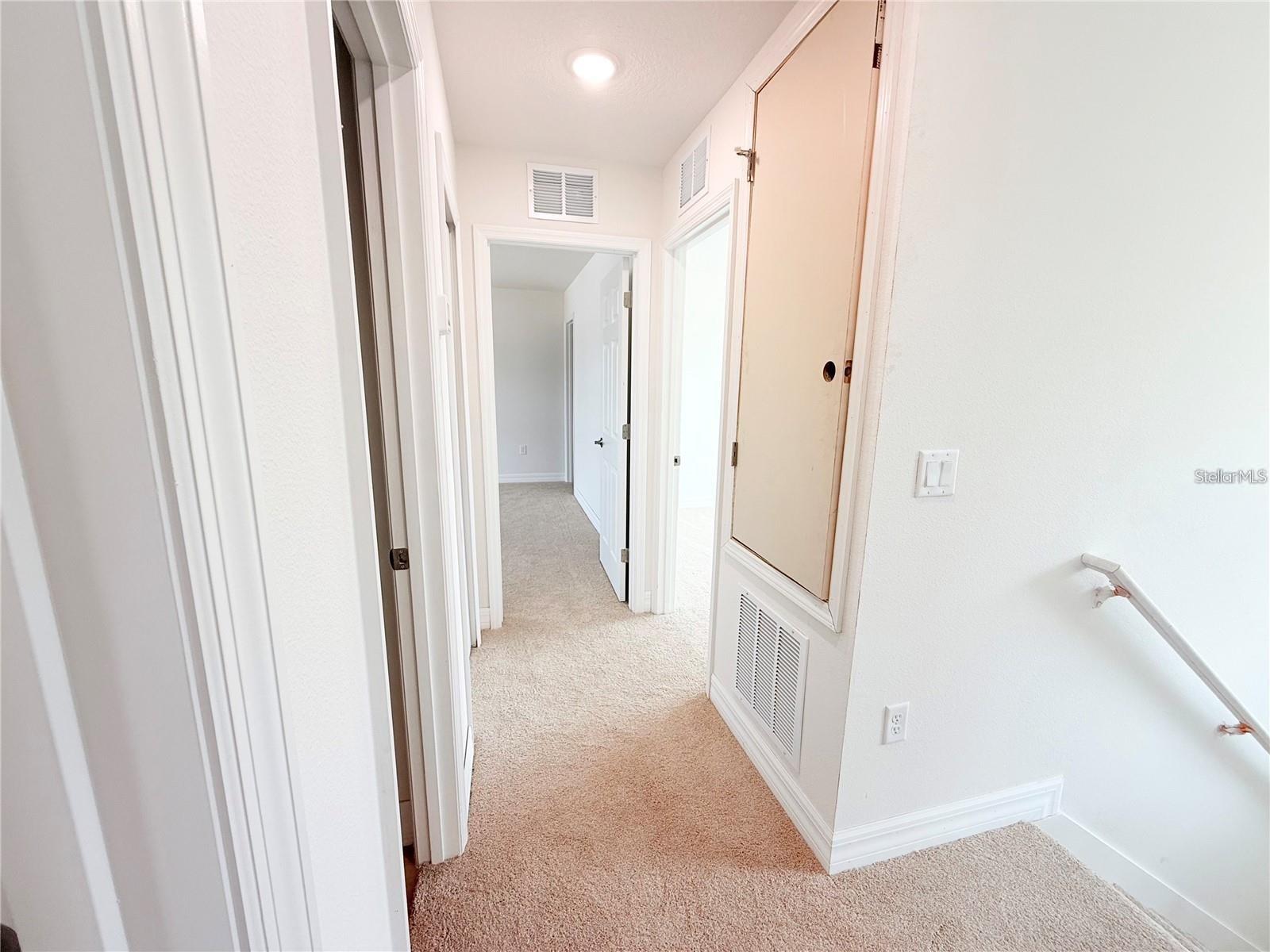 Image 15 of 18 For 222 Carpenters Way 70