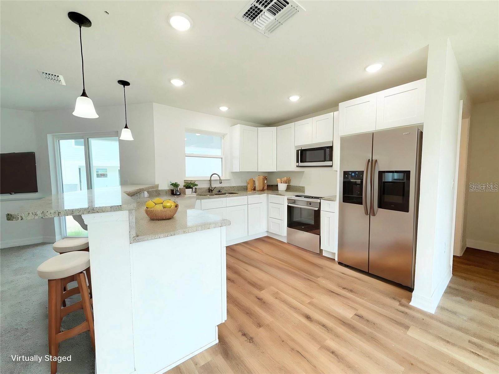 Image 4 of 18 For 222 Carpenters Way 70