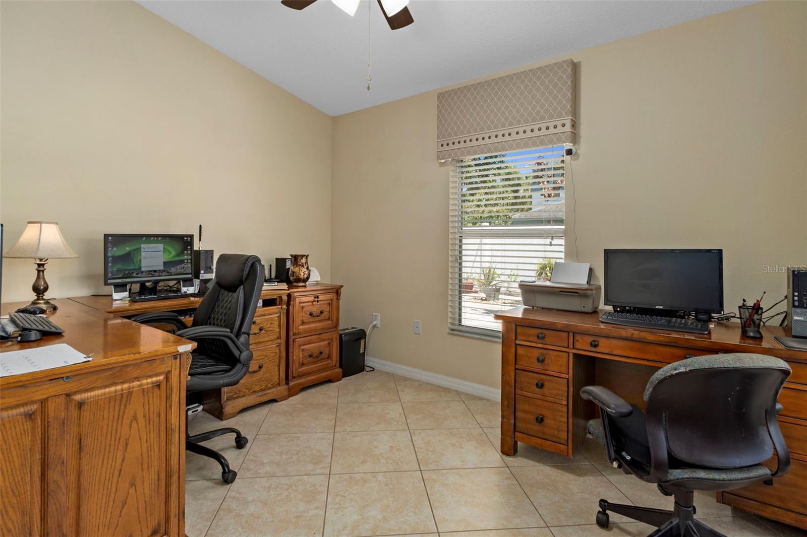 Image 21 of 36 For 18334 Waydale Loop