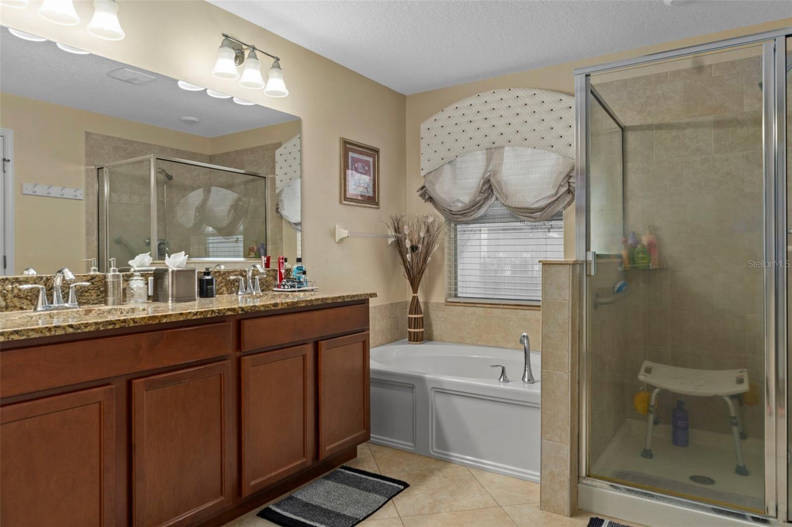 Image 23 of 36 For 18334 Waydale Loop