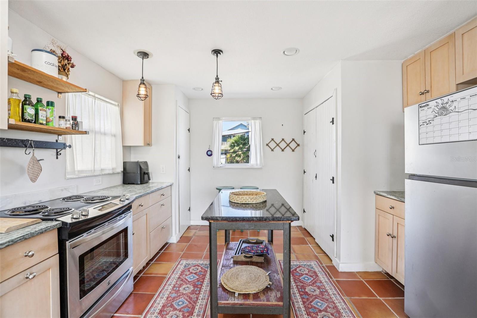 Image 14 of 32 For 23 80th Avenue