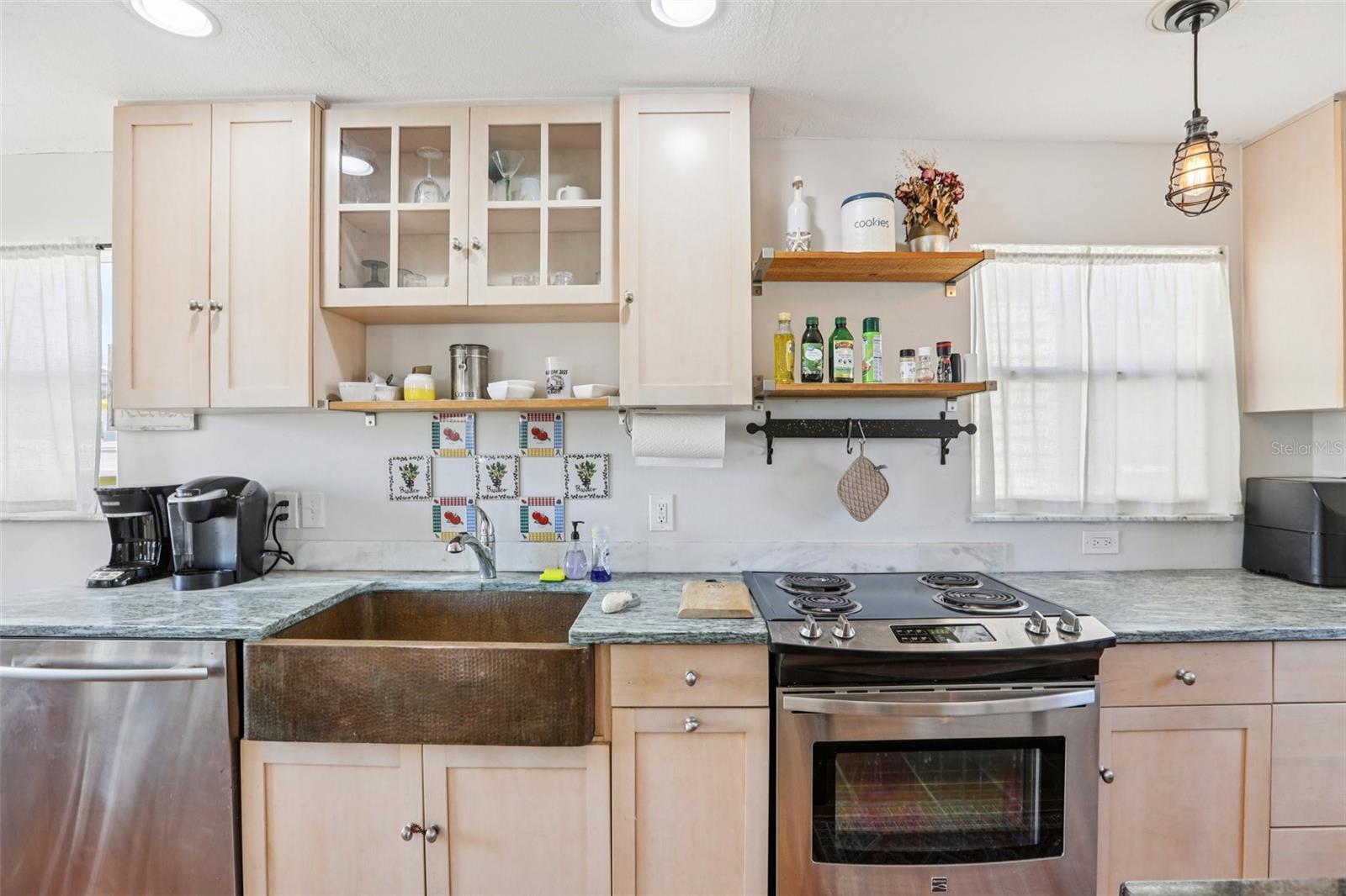 Image 16 of 32 For 23 80th Avenue