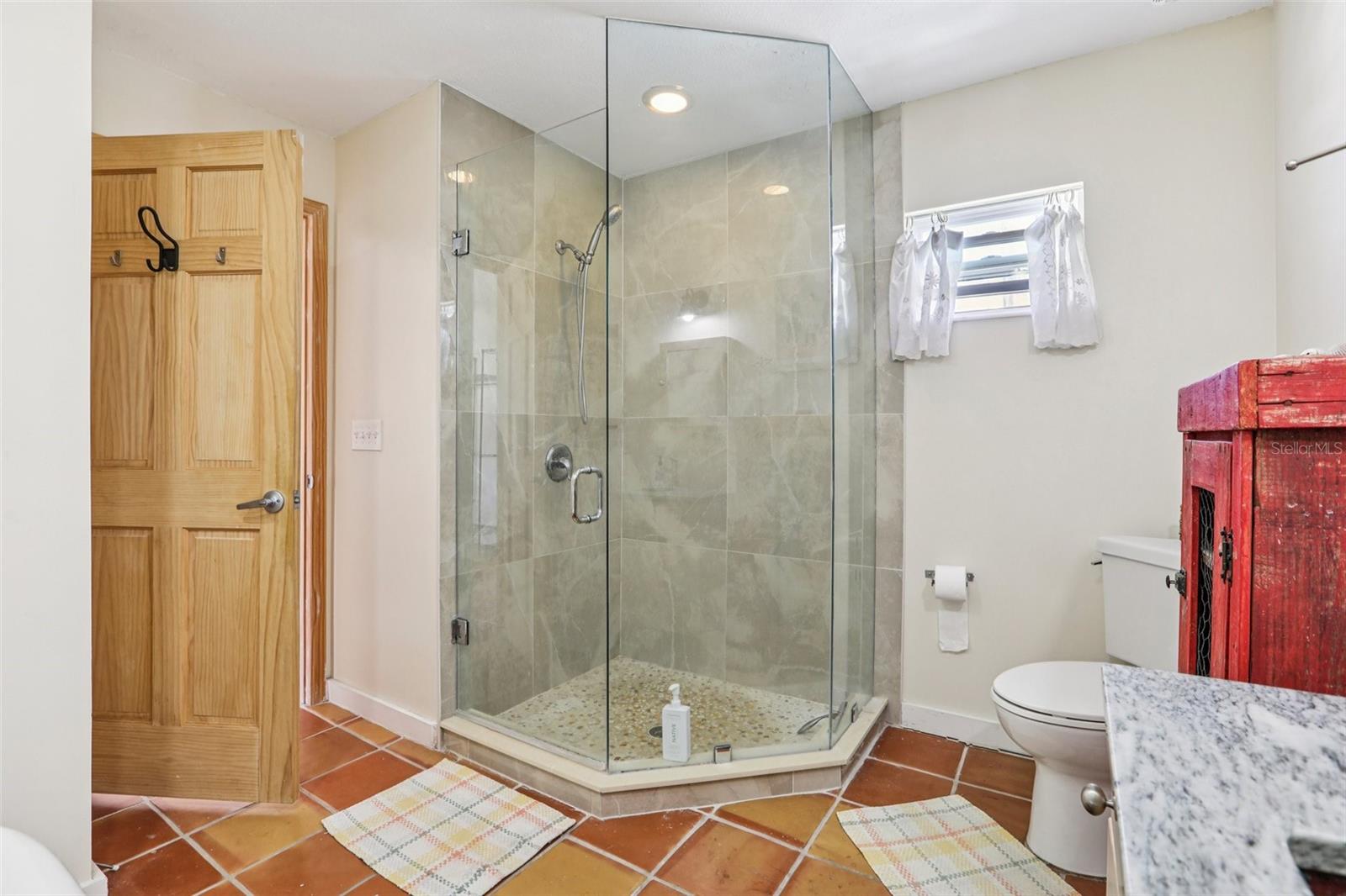 Image 26 of 32 For 23 80th Avenue