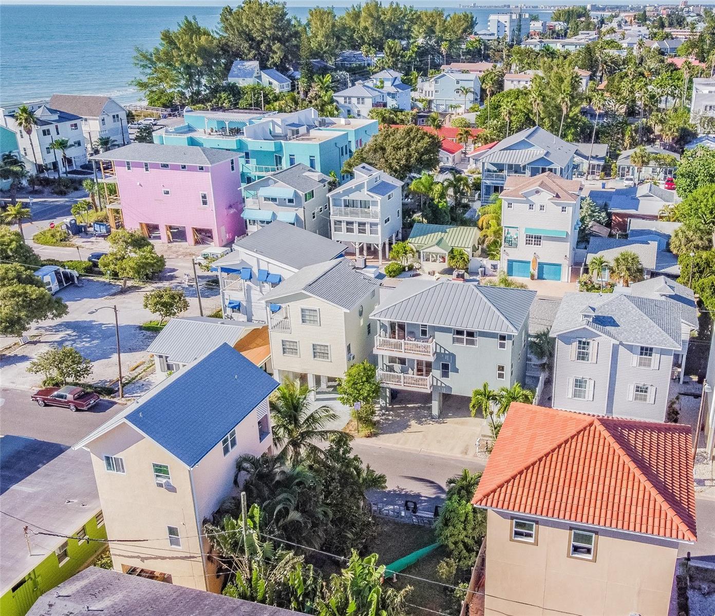 Image 4 of 32 For 23 80th Avenue