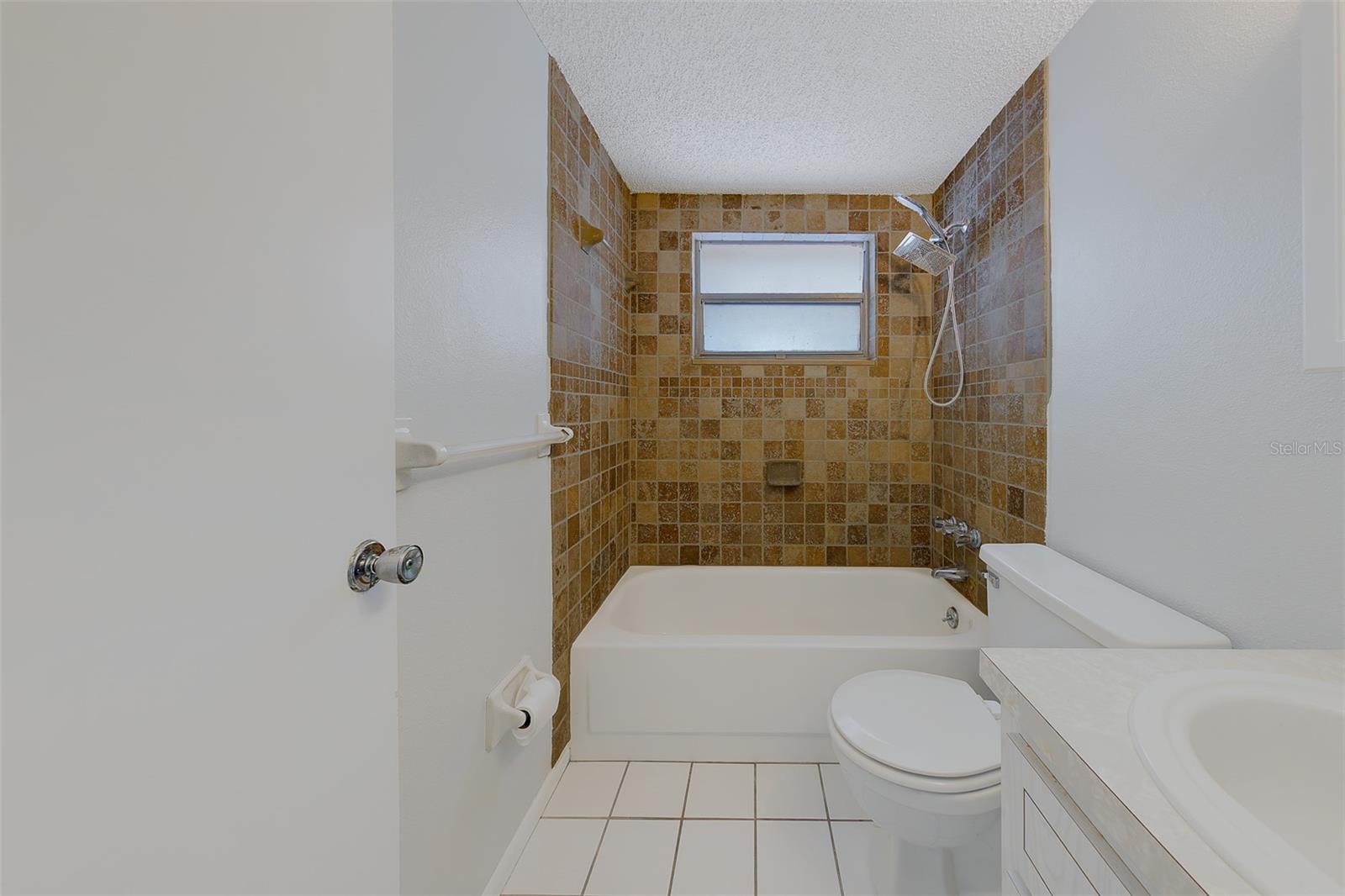 Image 14 of 27 For 9830 Rainbow Lane