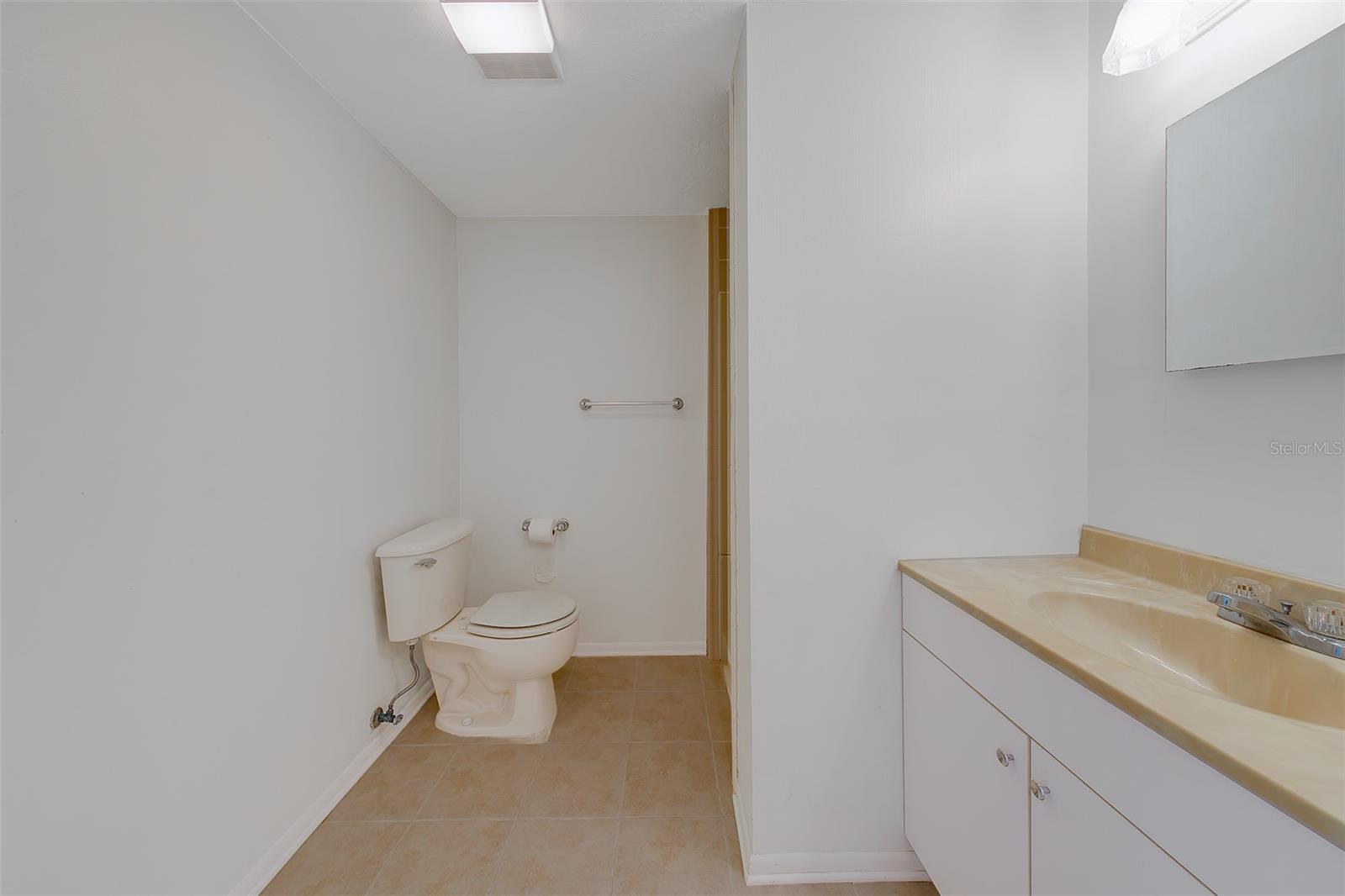 Image 18 of 27 For 9830 Rainbow Lane