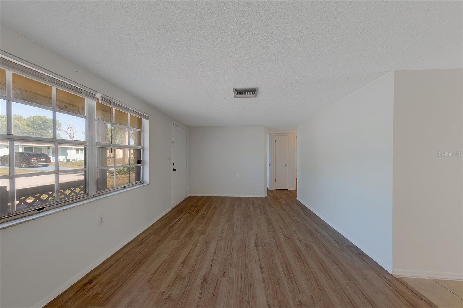 Image 6 of 27 For 9830 Rainbow Lane