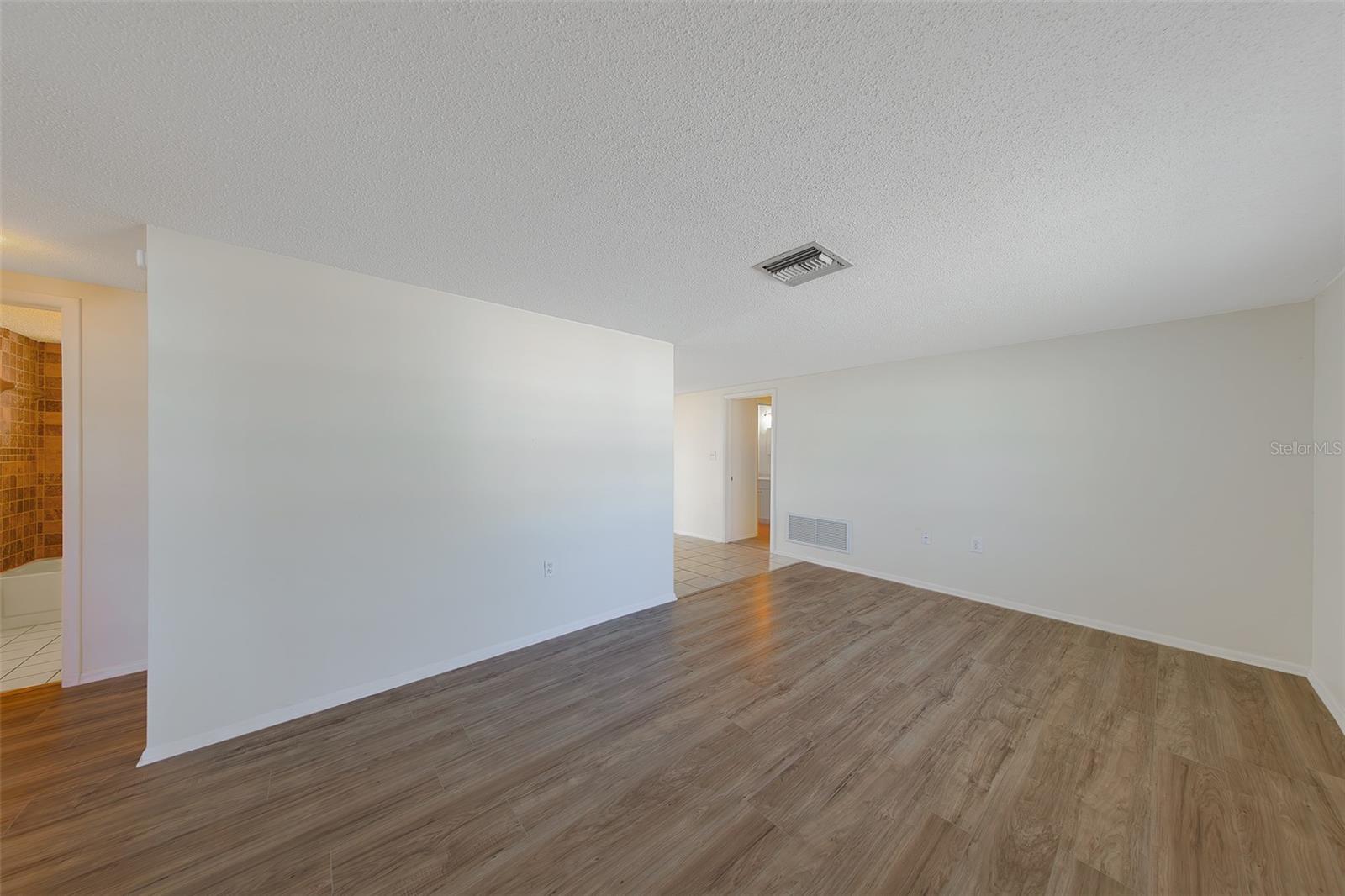 Image 7 of 27 For 9830 Rainbow Lane