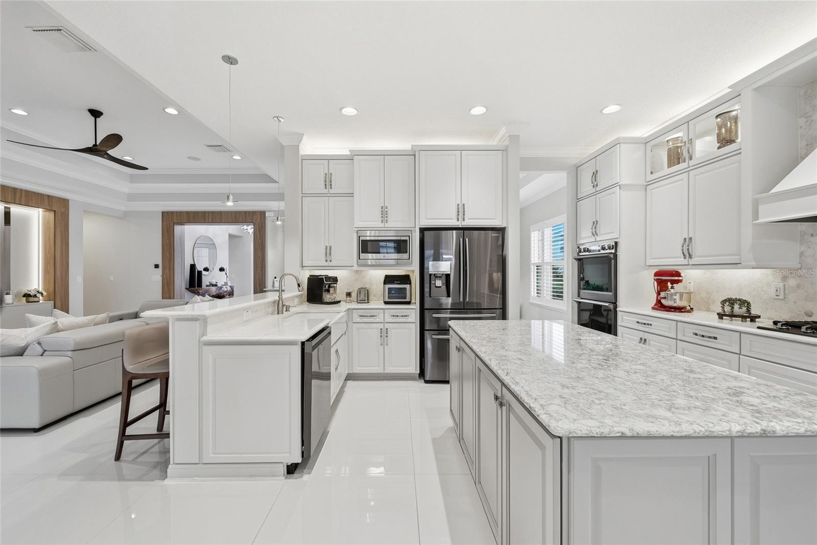 Image 24 of 100 For 2420 Coco Palm Circle