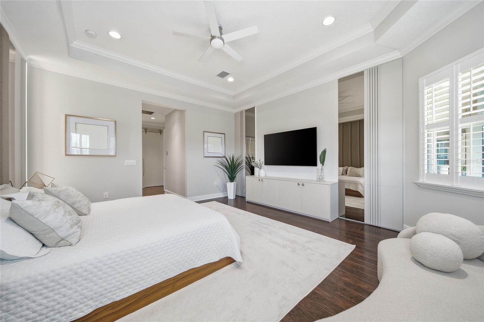 Image 38 of 100 For 2420 Coco Palm Circle