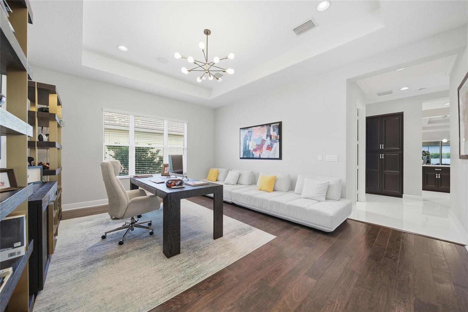 Image 46 of 100 For 2420 Coco Palm Circle