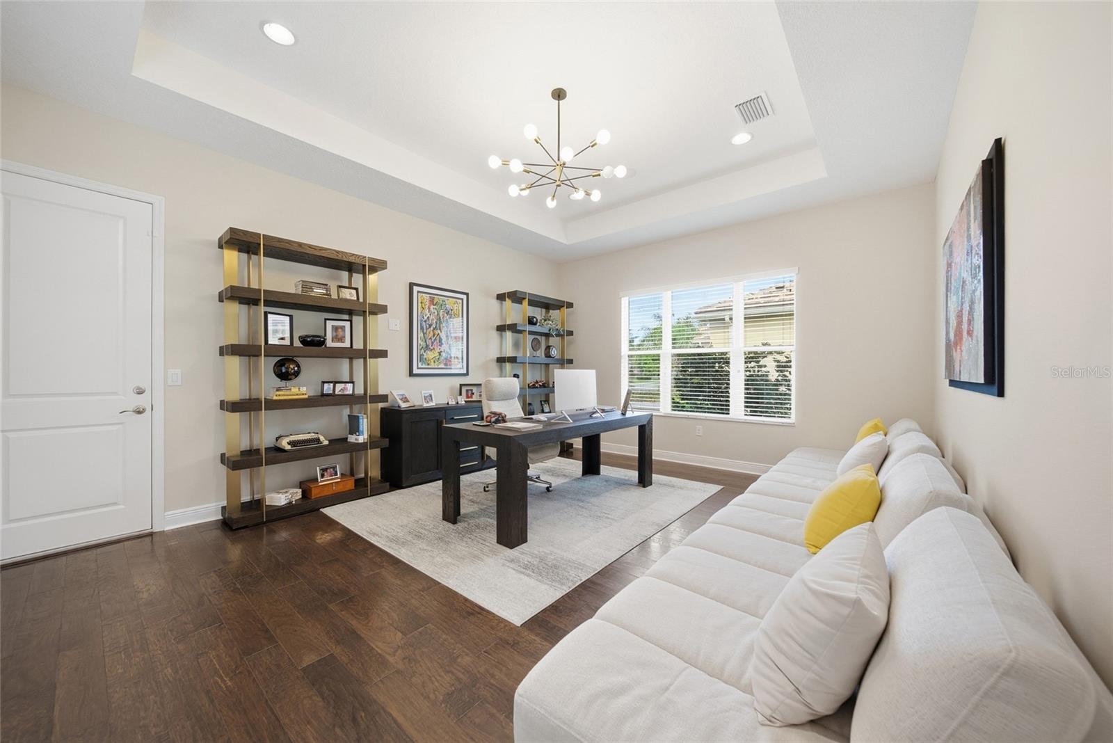 Image 47 of 100 For 2420 Coco Palm Circle