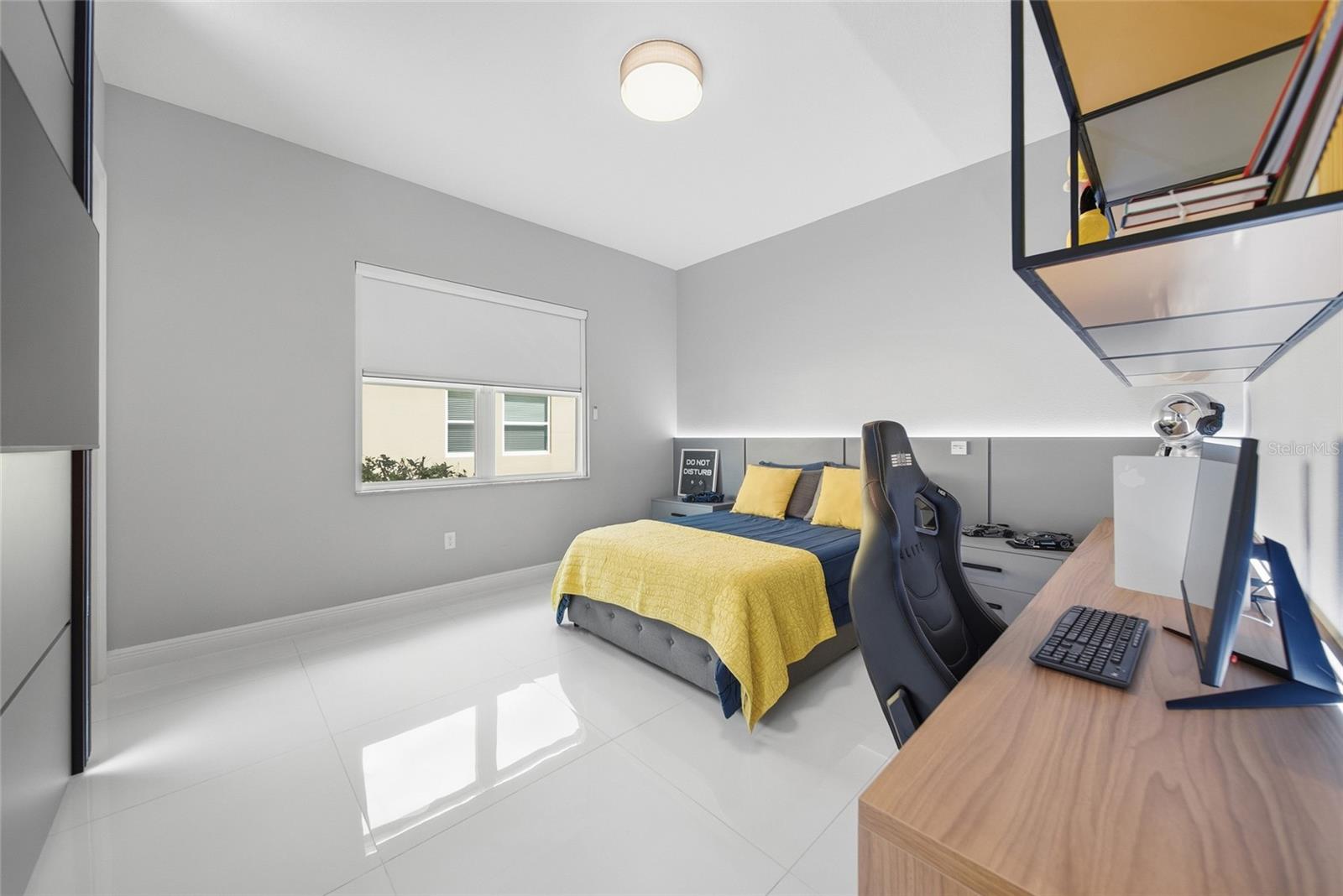 Image 53 of 100 For 2420 Coco Palm Circle