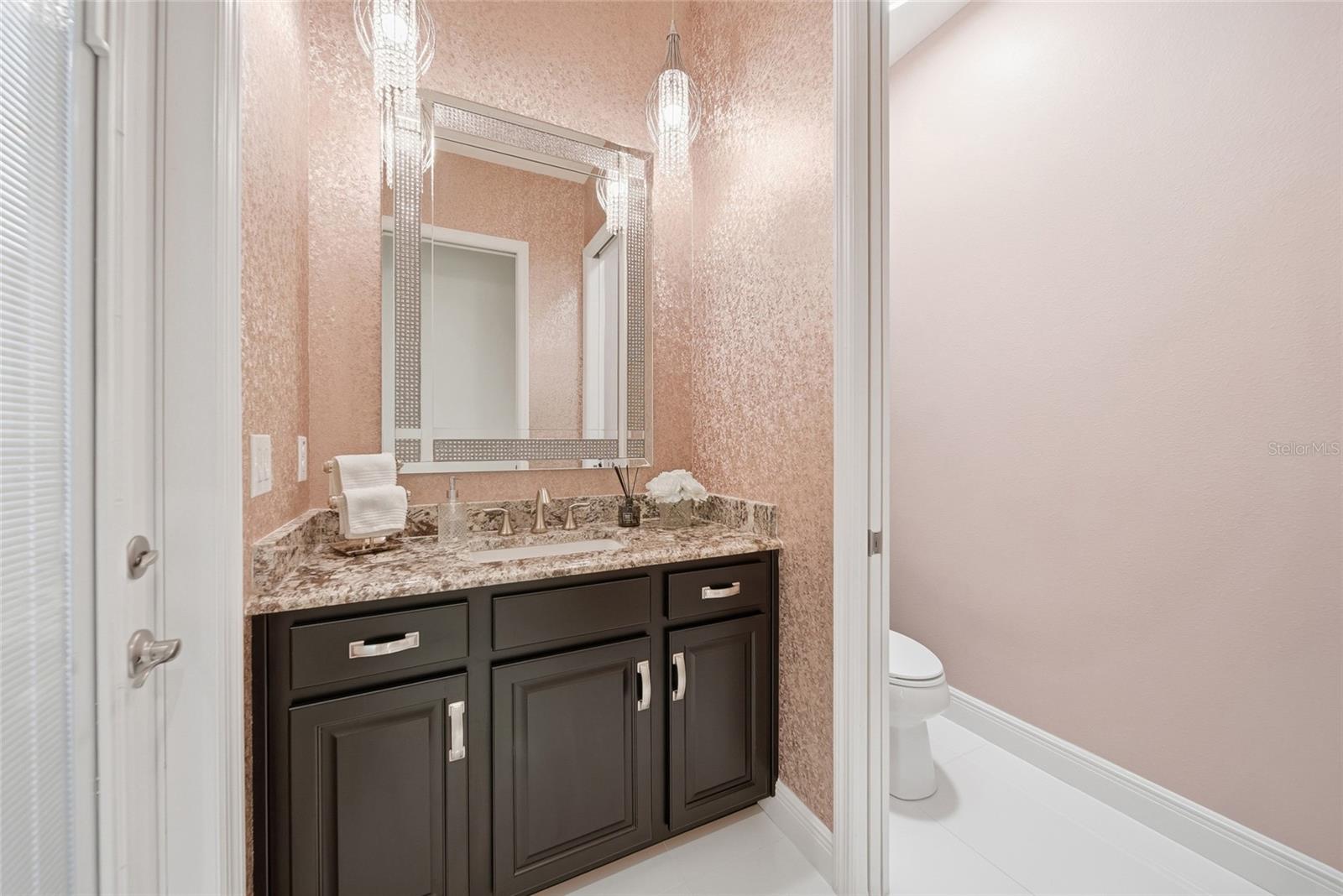 Image 57 of 100 For 2420 Coco Palm Circle