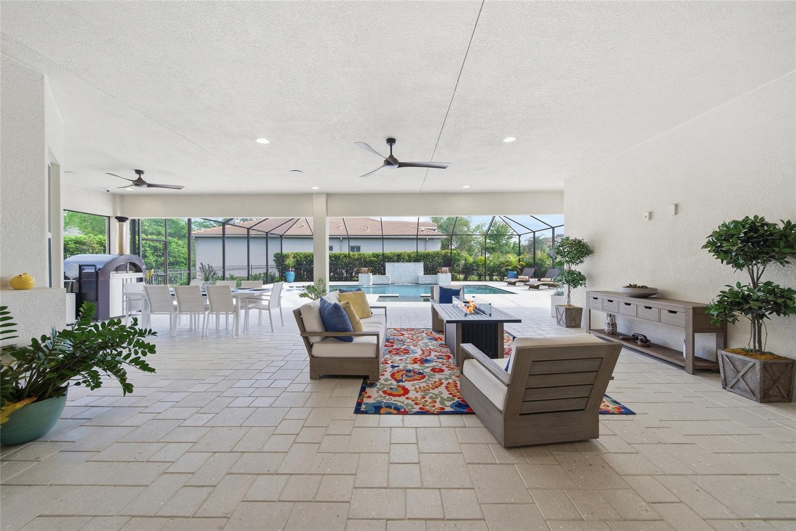 Image 58 of 100 For 2420 Coco Palm Circle