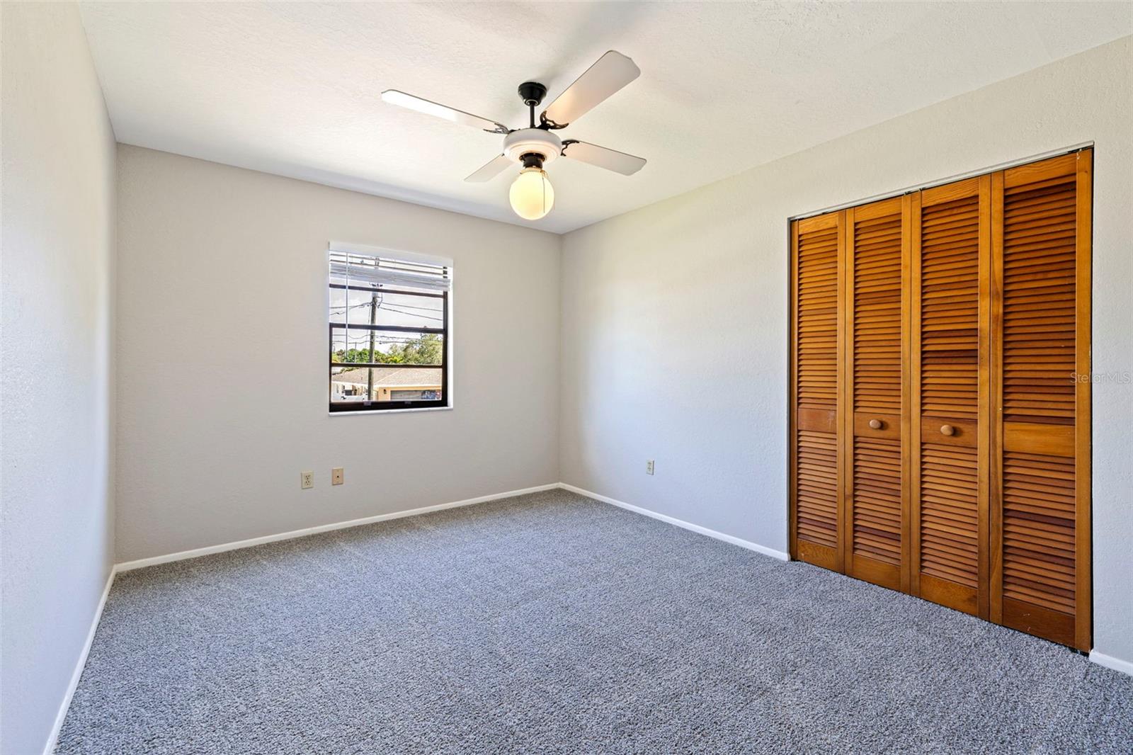 Image 19 of 43 For 334 Crosswinds Drive