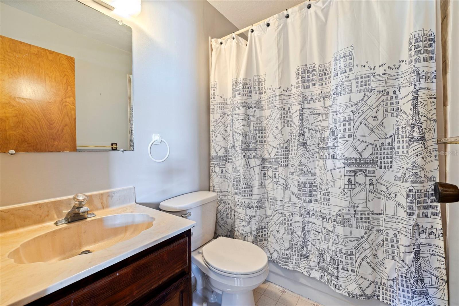 Image 21 of 43 For 334 Crosswinds Drive