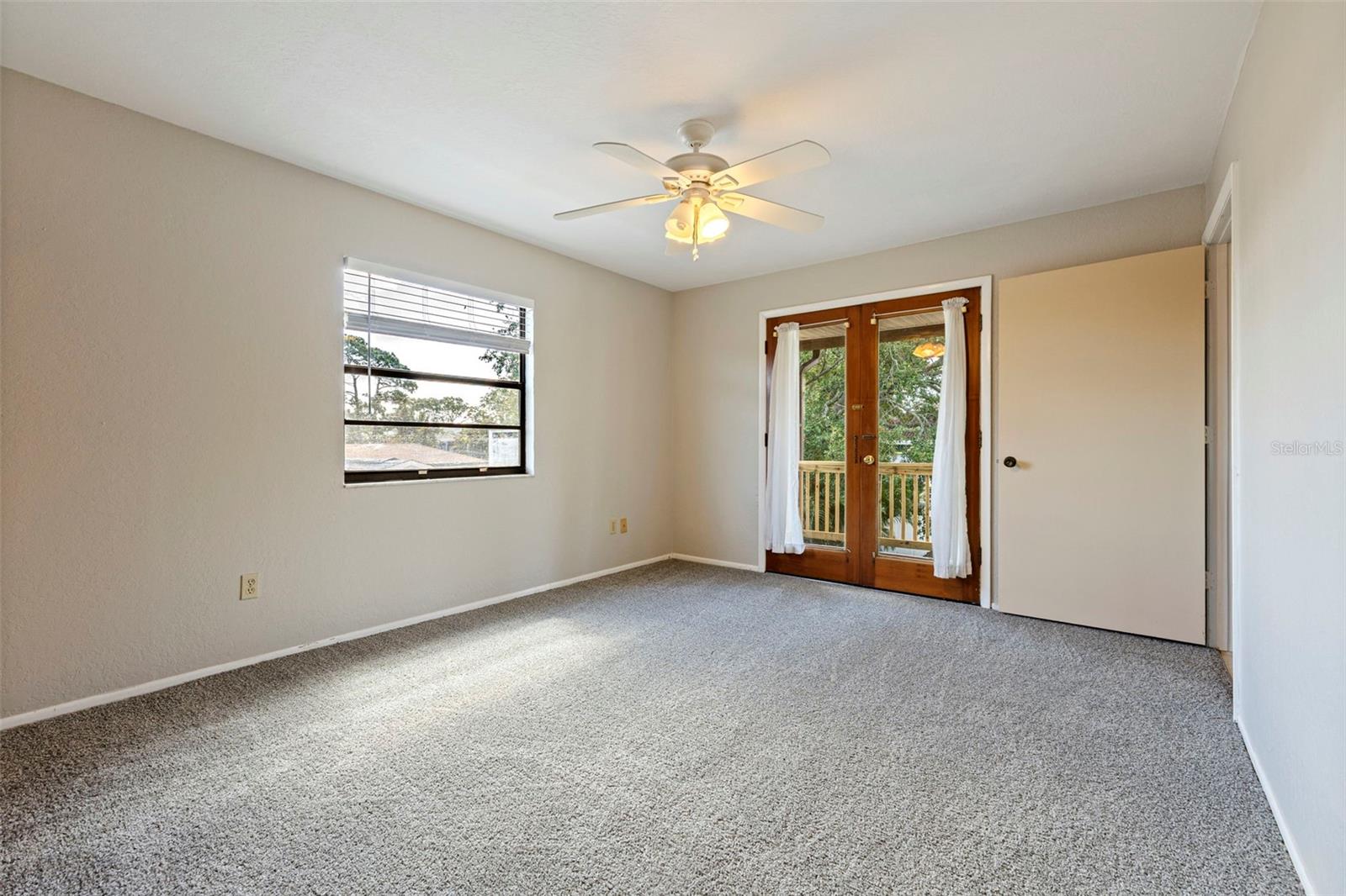 Image 25 of 43 For 334 Crosswinds Drive