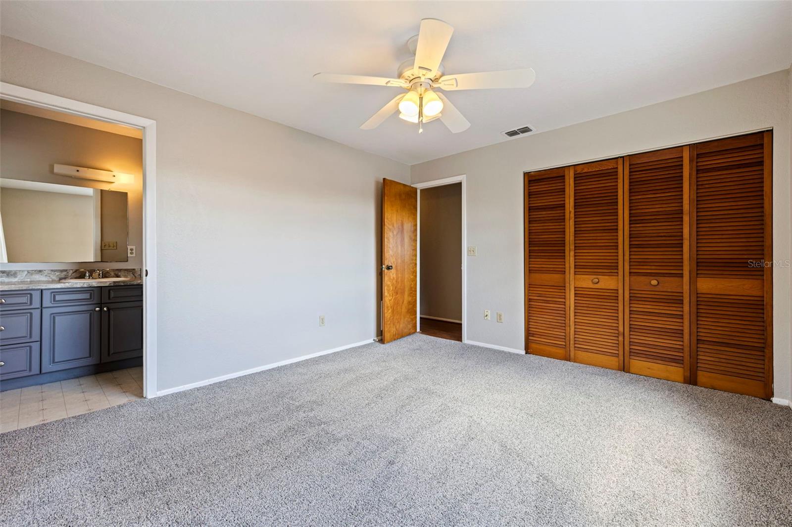 Image 26 of 43 For 334 Crosswinds Drive