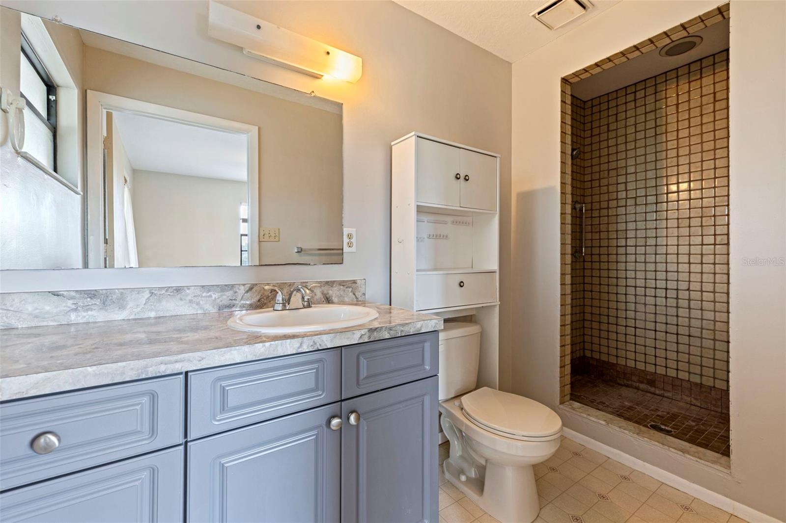 Image 27 of 43 For 334 Crosswinds Drive