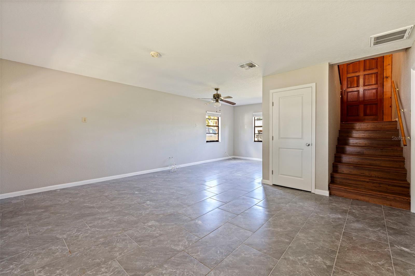 Image 28 of 43 For 334 Crosswinds Drive