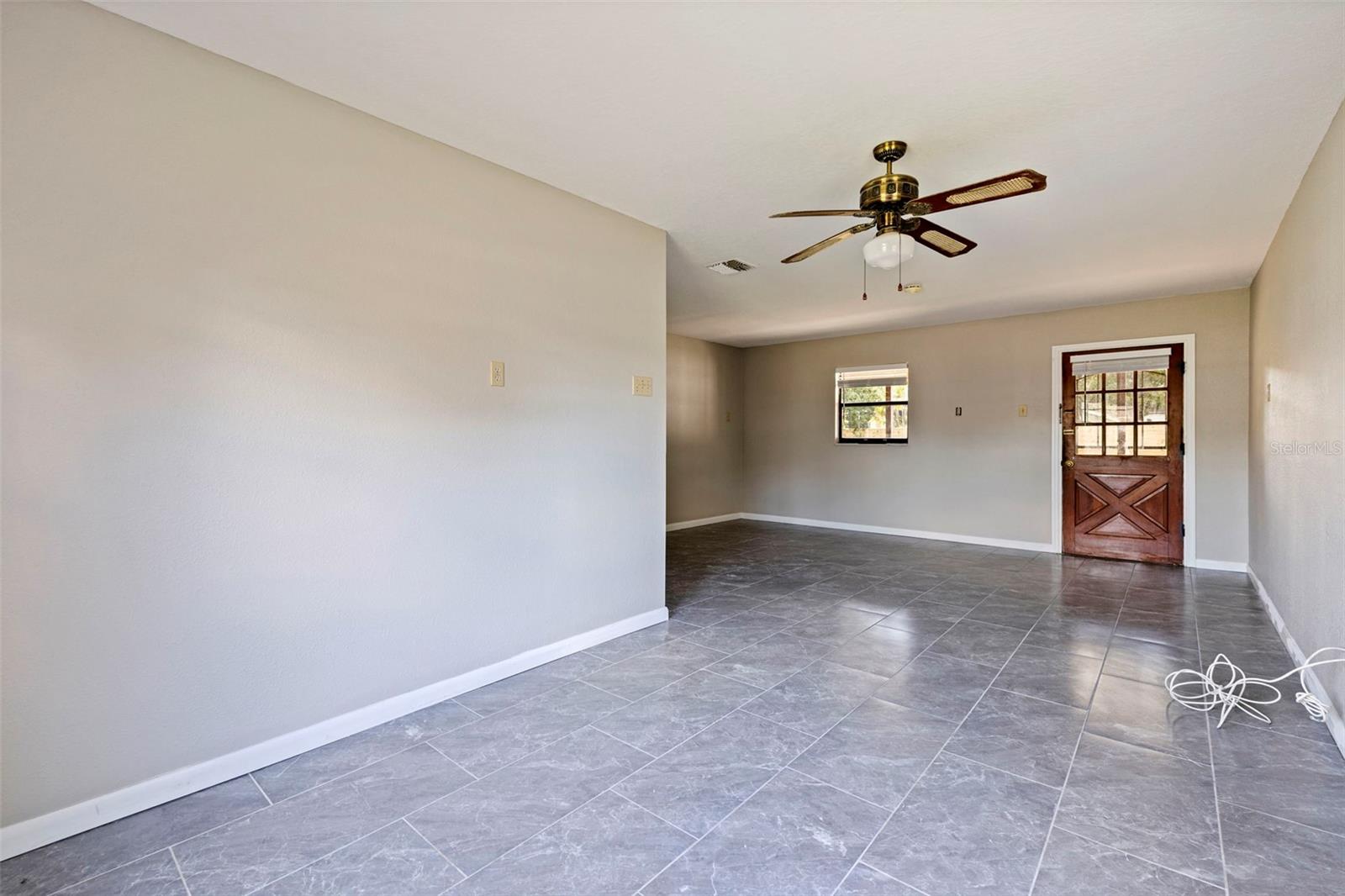 Image 30 of 43 For 334 Crosswinds Drive