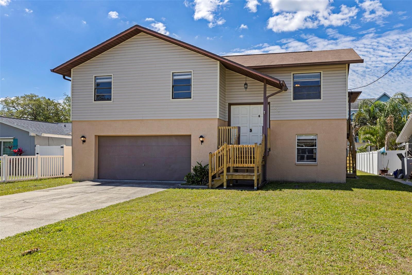 Image 6 of 43 For 334 Crosswinds Drive