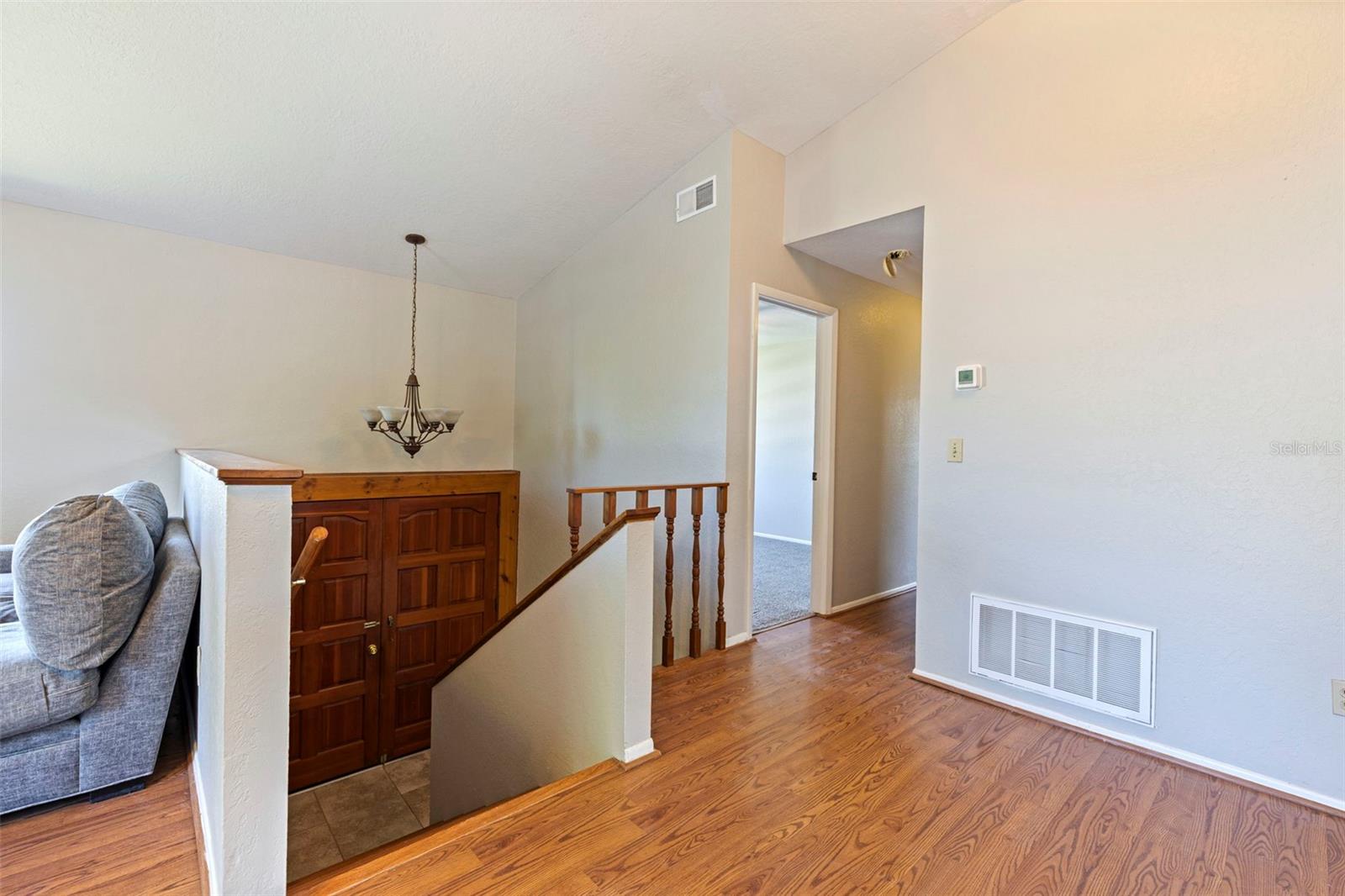 Image 7 of 43 For 334 Crosswinds Drive