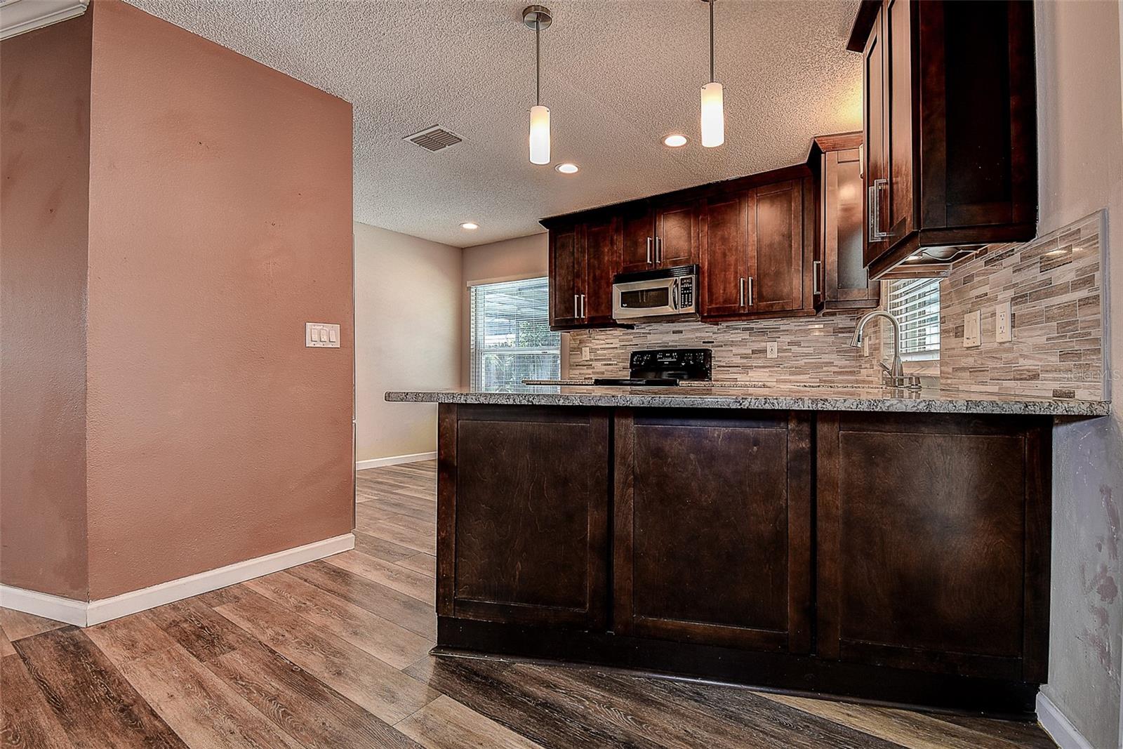 Image 20 of 40 For 7556 High Pines Court