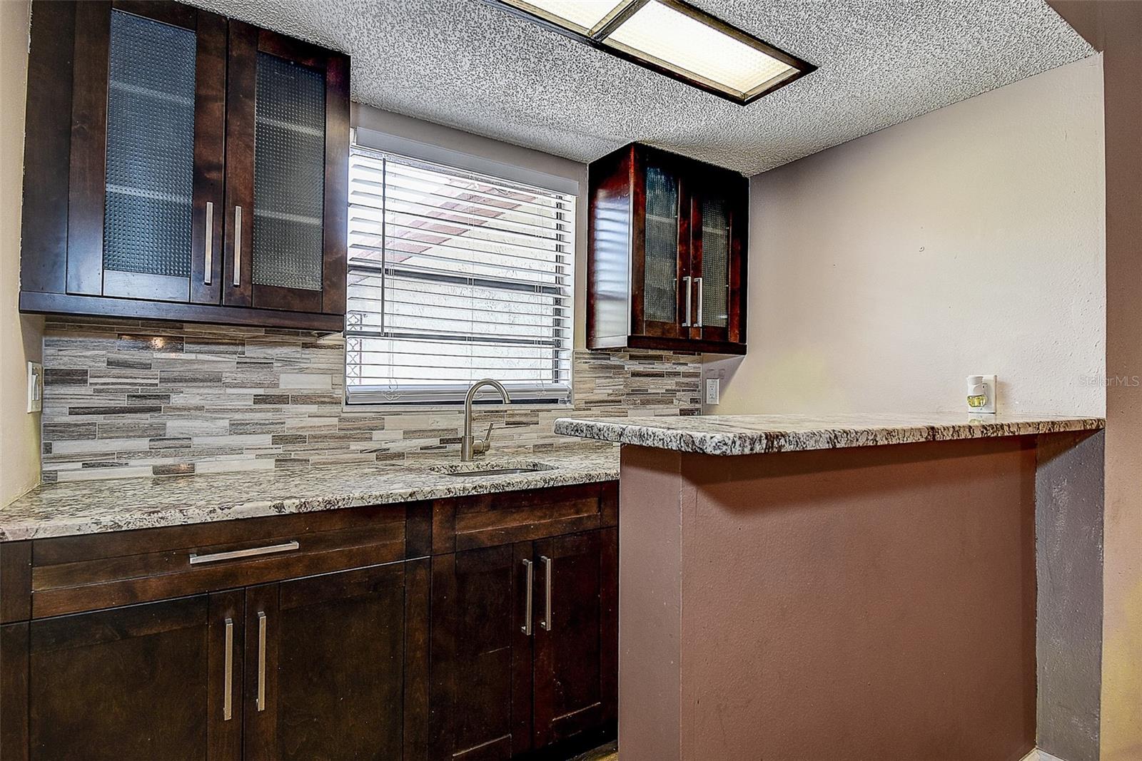 Image 26 of 40 For 7556 High Pines Court