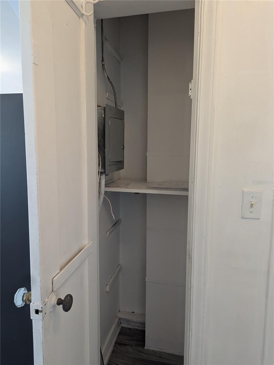 Image 12 of 32 For 3834 Dr Martin Luther King Jr Street S