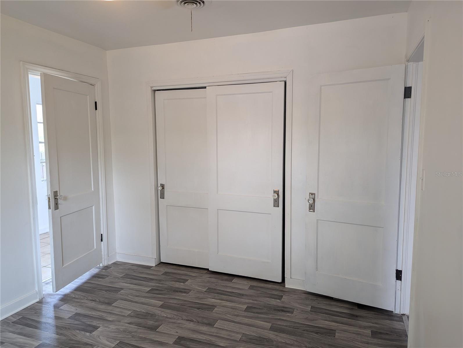 Image 20 of 32 For 3834 Dr Martin Luther King Jr Street S