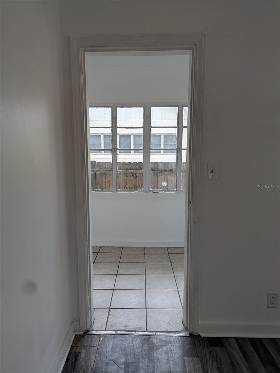 Image 21 of 32 For 3834 Dr Martin Luther King Jr Street S