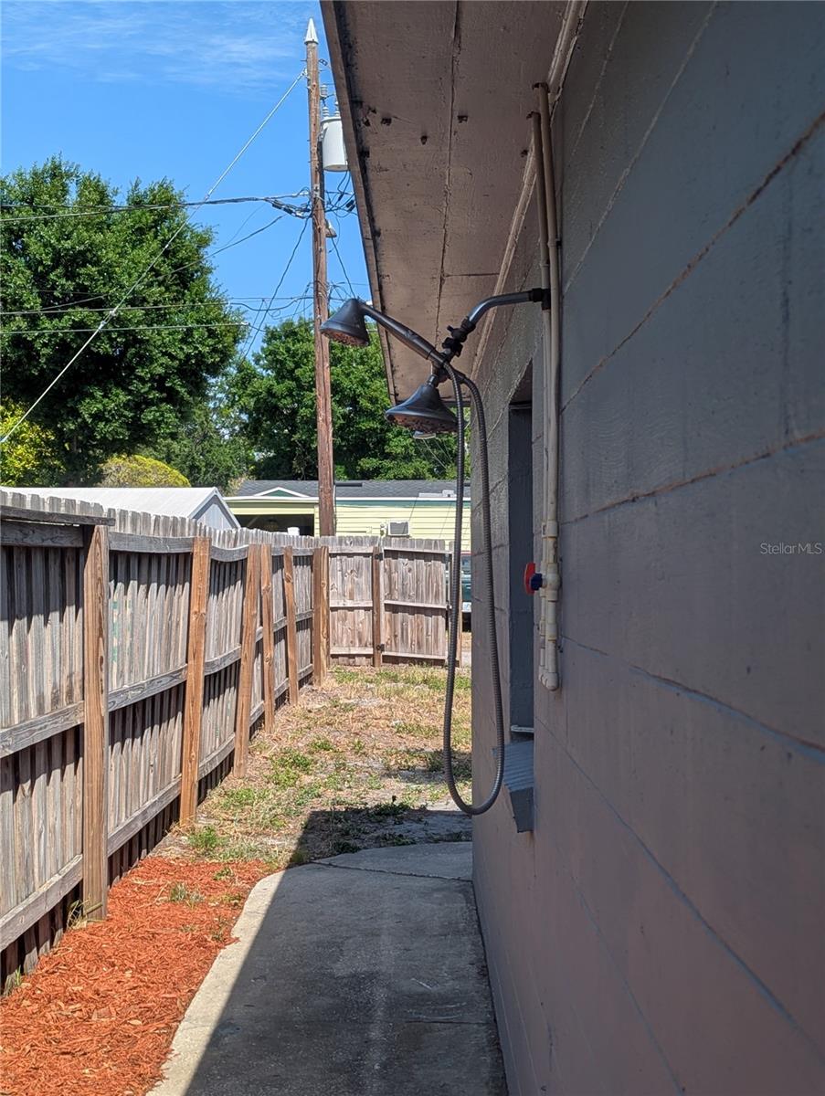 Image 25 of 32 For 3834 Dr Martin Luther King Jr Street S