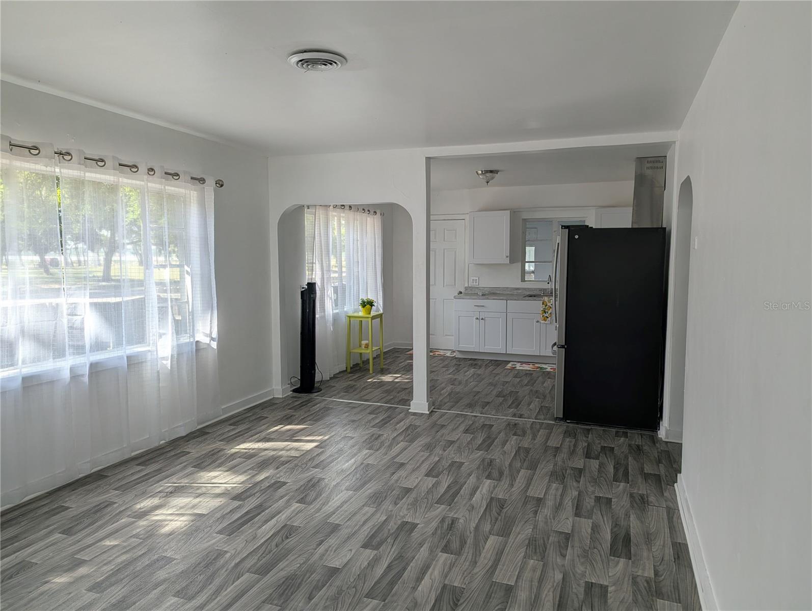 Image 5 of 32 For 3834 Dr Martin Luther King Jr Street S