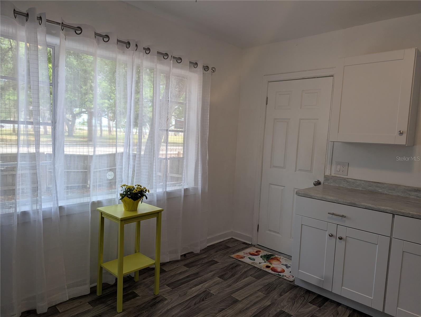 Image 9 of 32 For 3834 Dr Martin Luther King Jr Street S