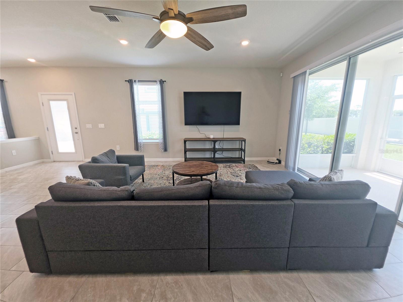 Image 8 of 40 For 3866 Grassland Drive