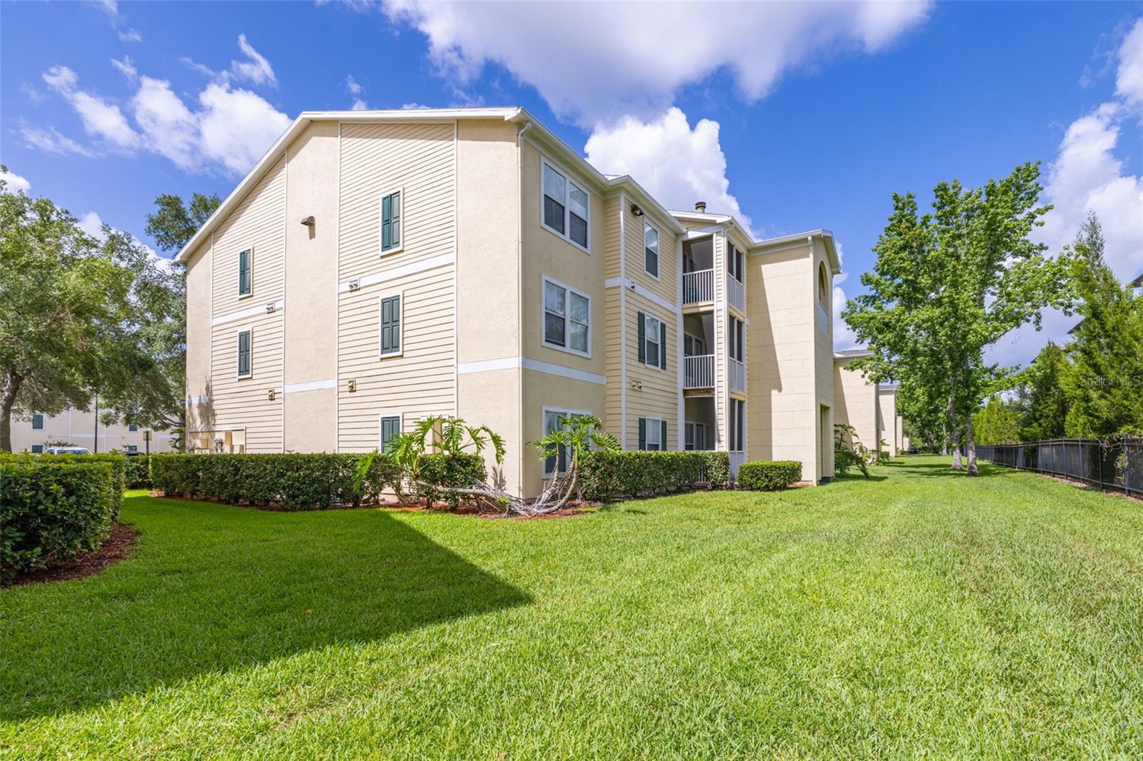 Image 24 of 26 For 18439 Bridle Club Drive