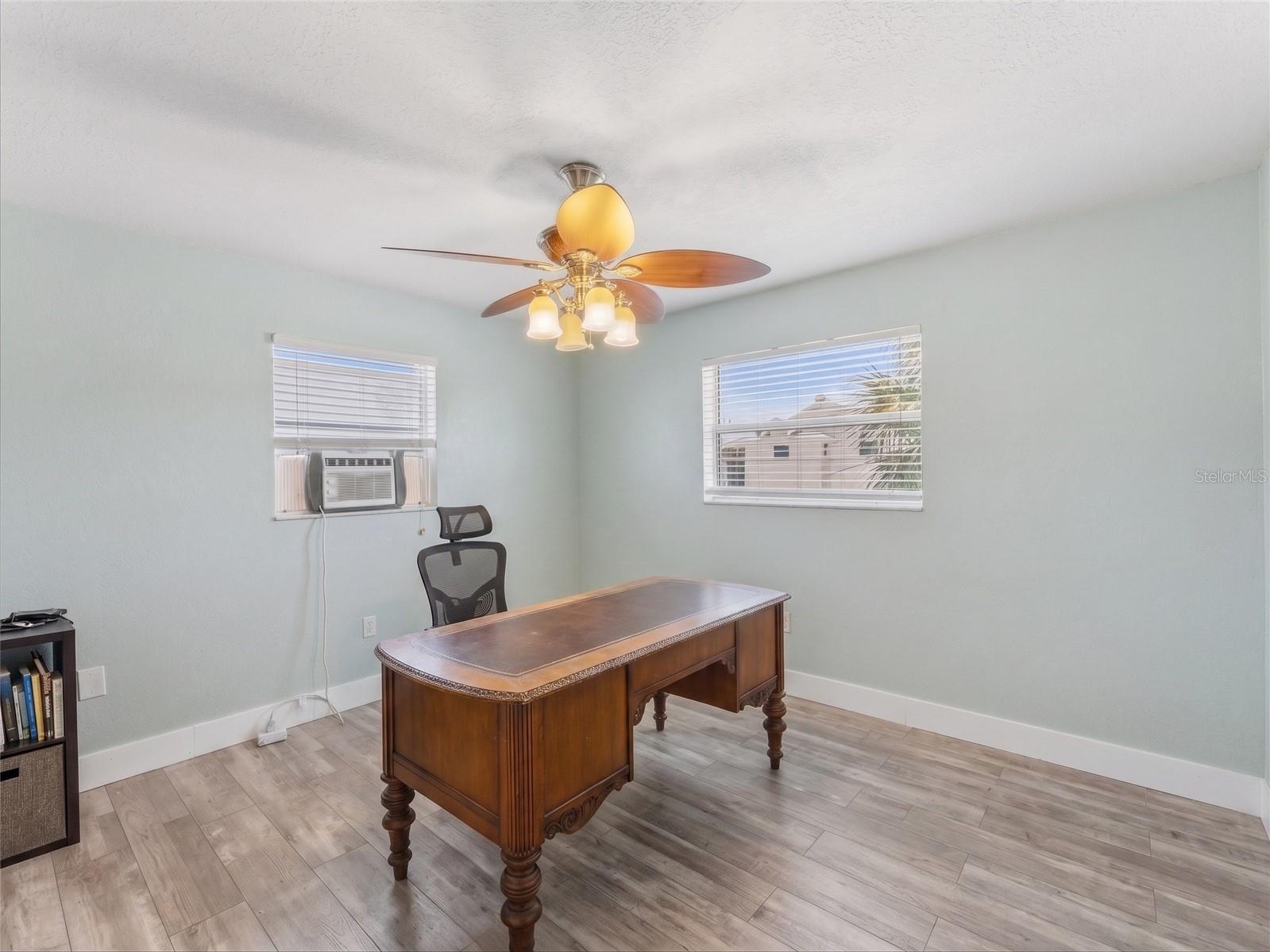 Image 45 of 75 For 3173 Gulfview Drive