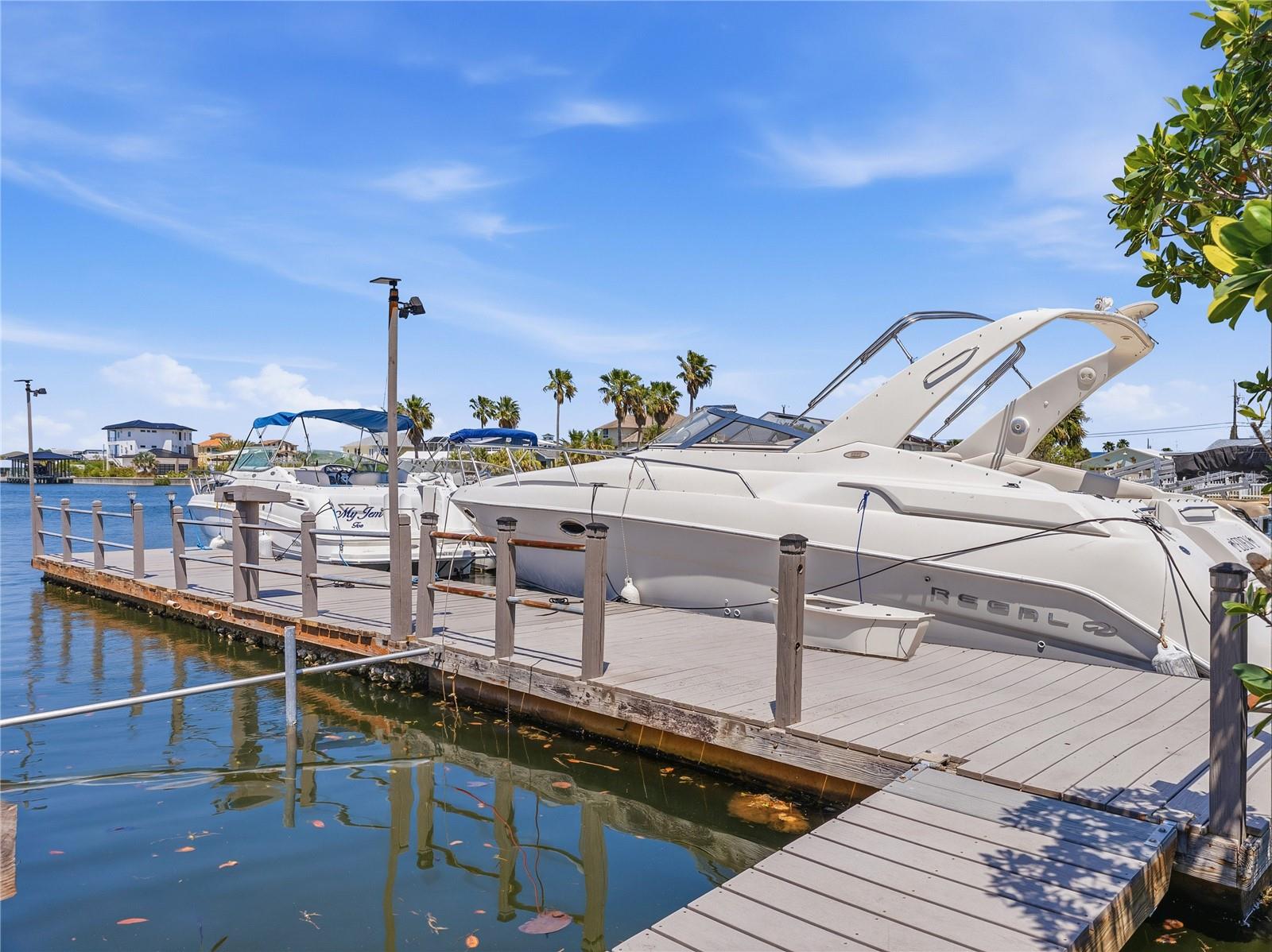 Image 57 of 75 For 3173 Gulfview Drive