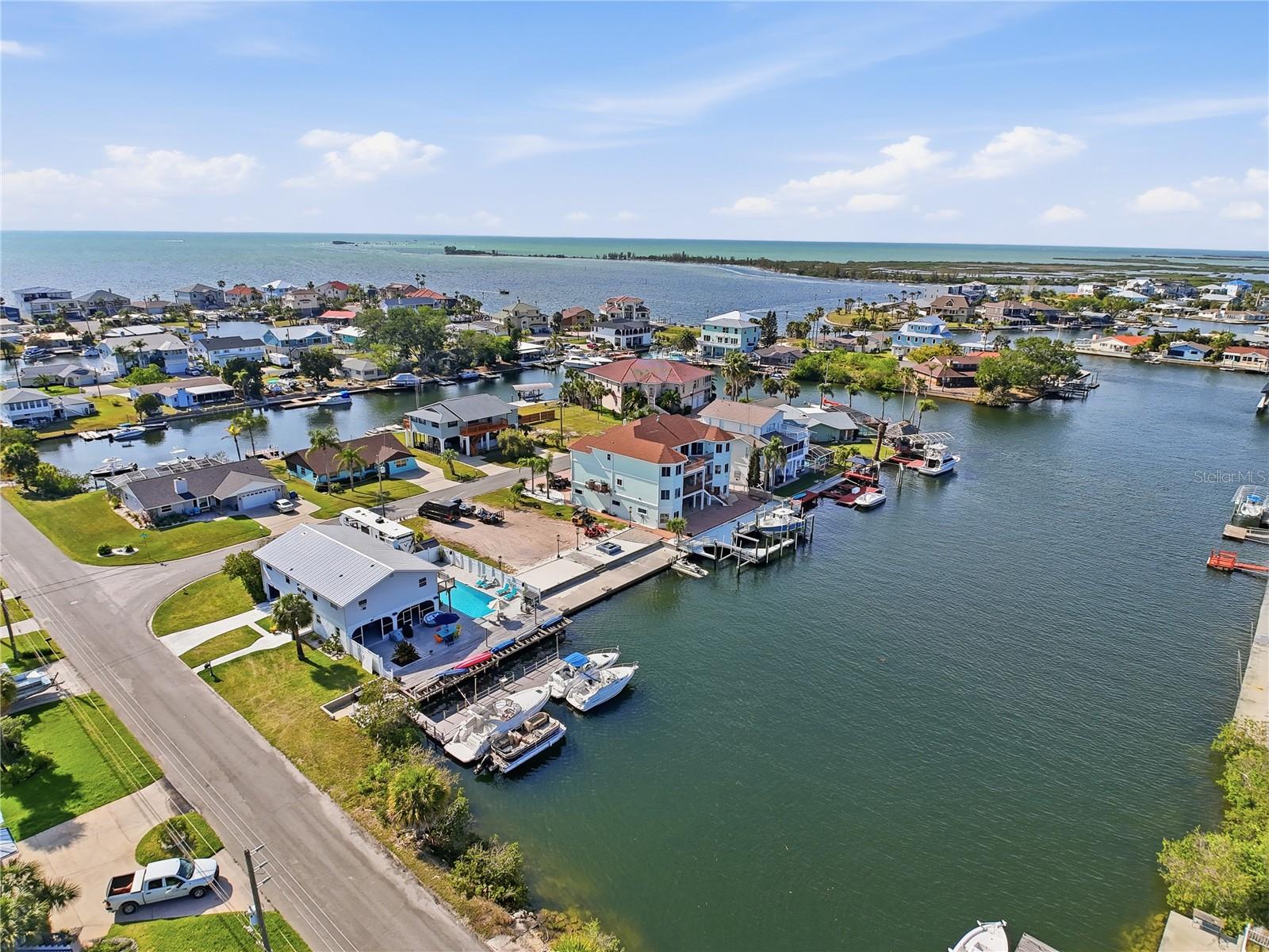 Image 62 of 75 For 3173 Gulfview Drive