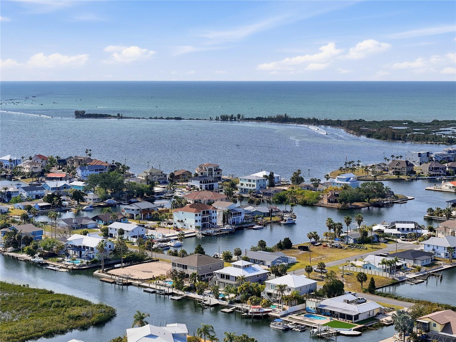 Image 70 of 75 For 3173 Gulfview Drive