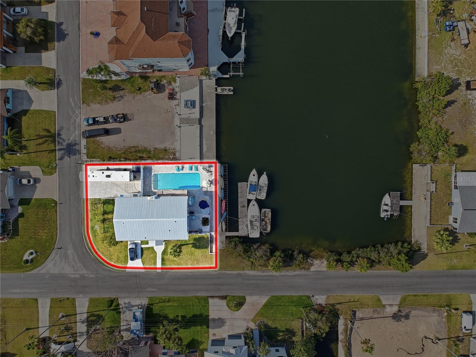 Image 71 of 75 For 3173 Gulfview Drive