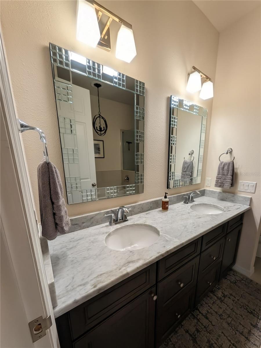 Image 27 of 33 For 1968 Marlington Way