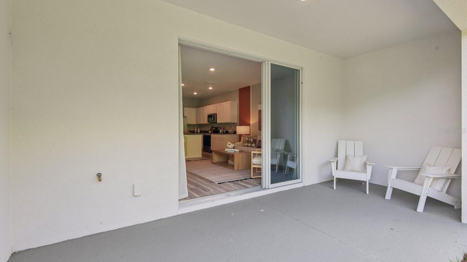 Image 32 of 33 For 17613 Spanish Oak Loop